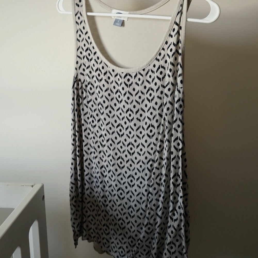 old navy tank